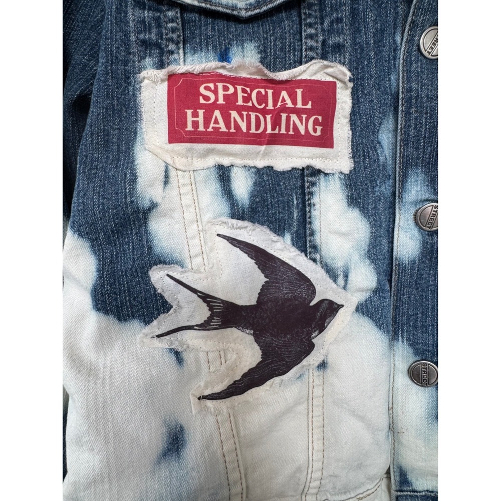 Upcycled Denim Jacket Crow Patch Indivisible Medium Folk Art - Picture 6 of 9